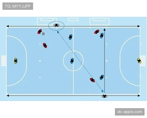 拉人犯规的判定标准与裁判处罚规则详解